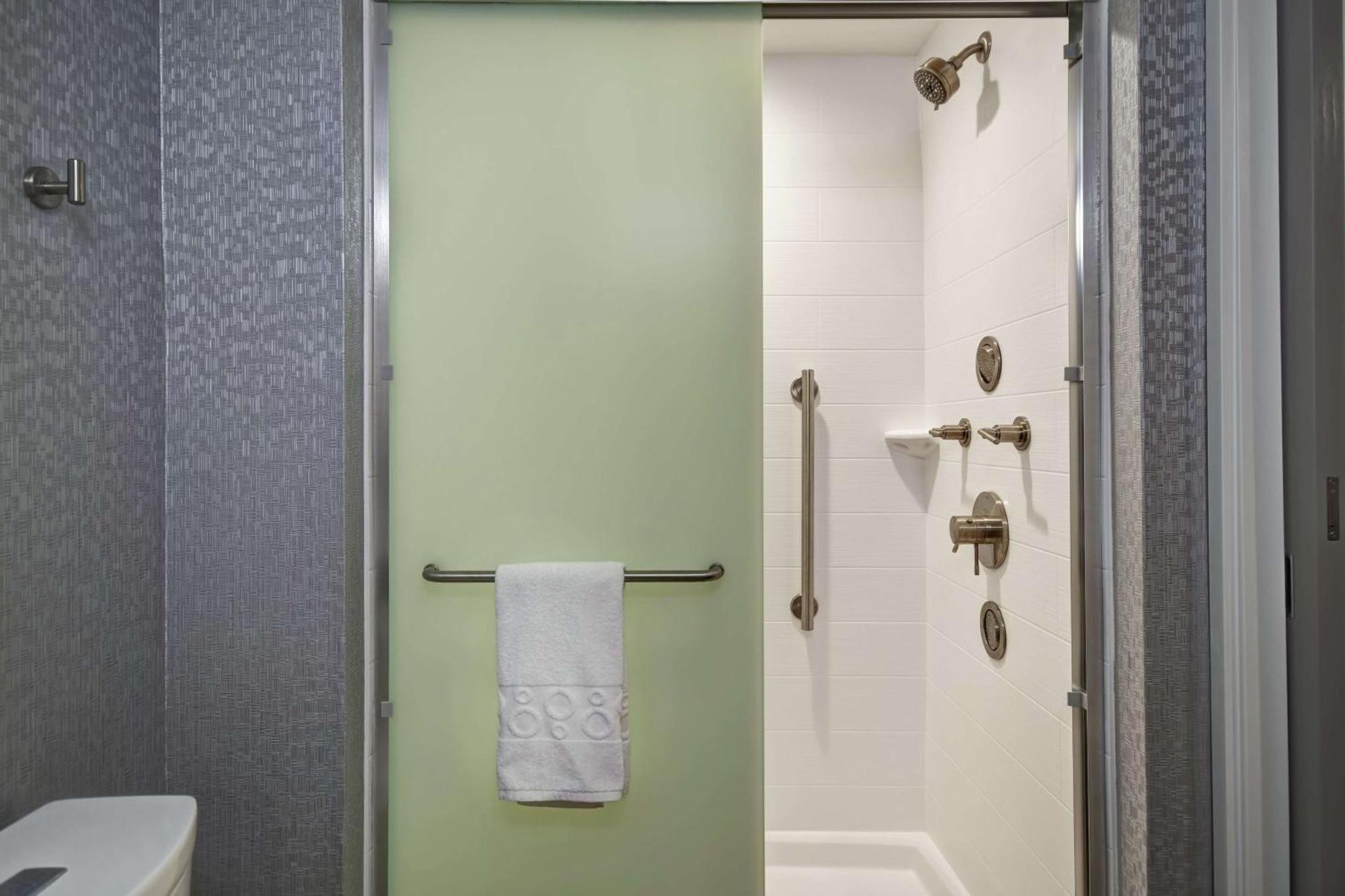 Home2 Suites By Hilton Georgetown Bagian luar foto